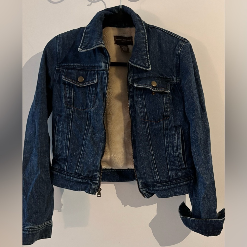 Vintage Banana Republic Jean jacket with faux fur lining  XS